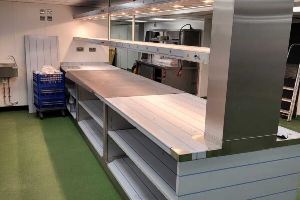 professional heated gantry strip light